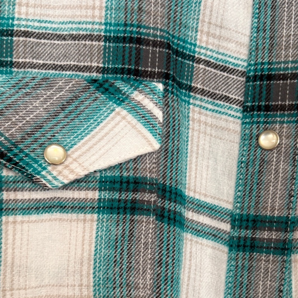 Wrangler Vintage Women’s Ranch Shirt Teal and White Plaid Button Down Shirt - Picture 3 of 7